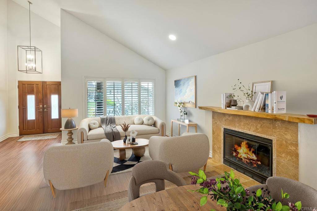 Encinitas, CA 92024,1592 Hawk View DR