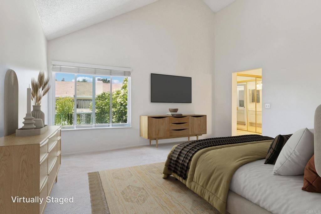 San Marcos, CA 92069,946 Carriage DR