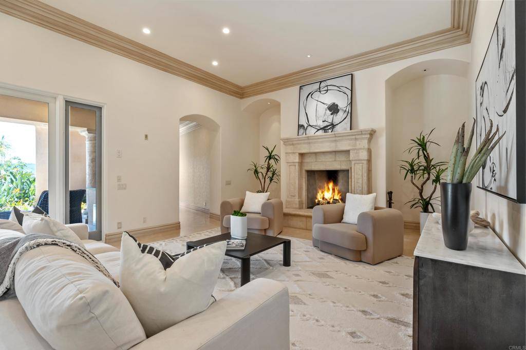 San Diego, CA 92130,5106 Meadows Del Mar