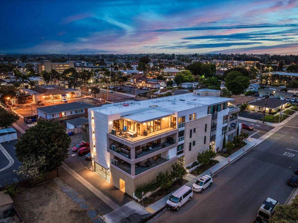 Carlsbad, CA 92008,3097 Madison ST