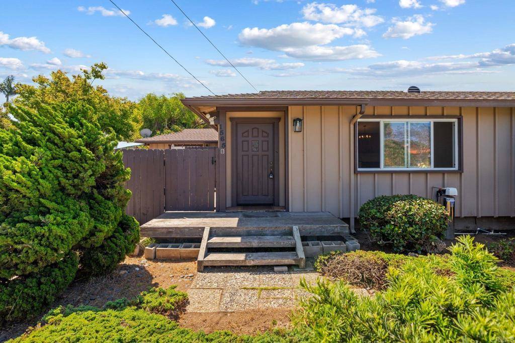 Carlsbad, CA 92008,1565 Chestnut AVE