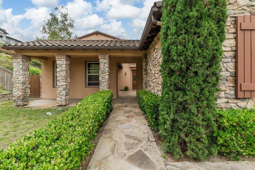 Carlsbad, CA 92009,6851 Helenite PL