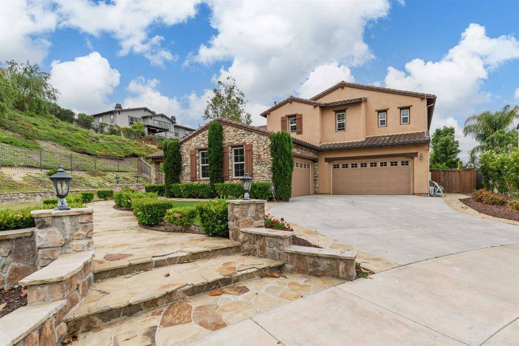 Carlsbad, CA 92009,6851 Helenite PL