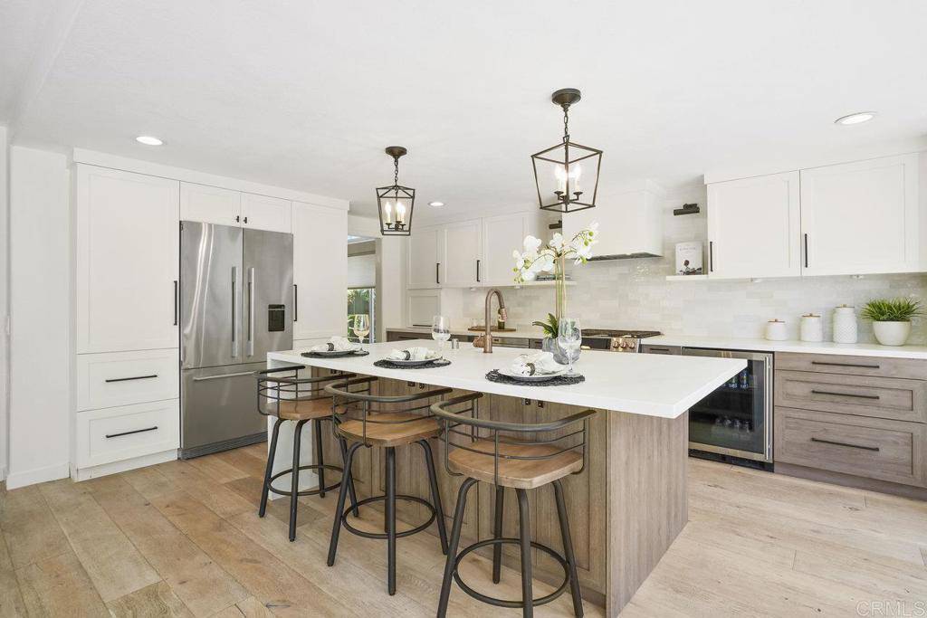 San Diego, CA 92124,5233 Belardo DR