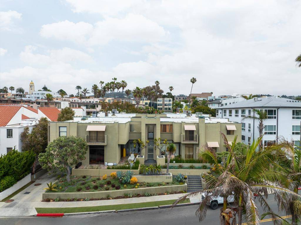 La Jolla, CA 92037,265 Coast Blvd #9