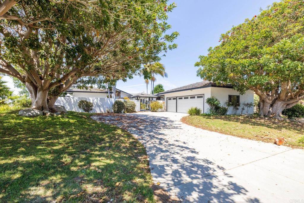 Solana Beach, CA 92075,1138 Via Mil Cumbres