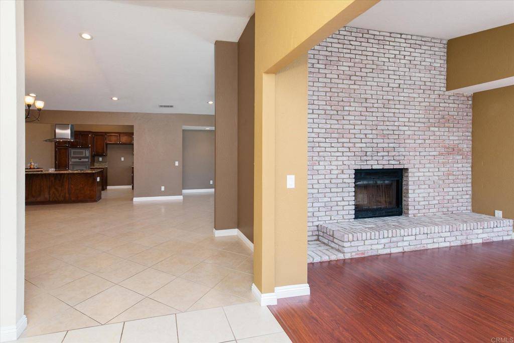 Ramona, CA 92065,24248 Rutherford RD