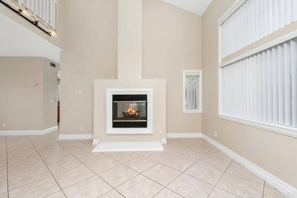 North Hills, CA 91343,15140 Chase ST