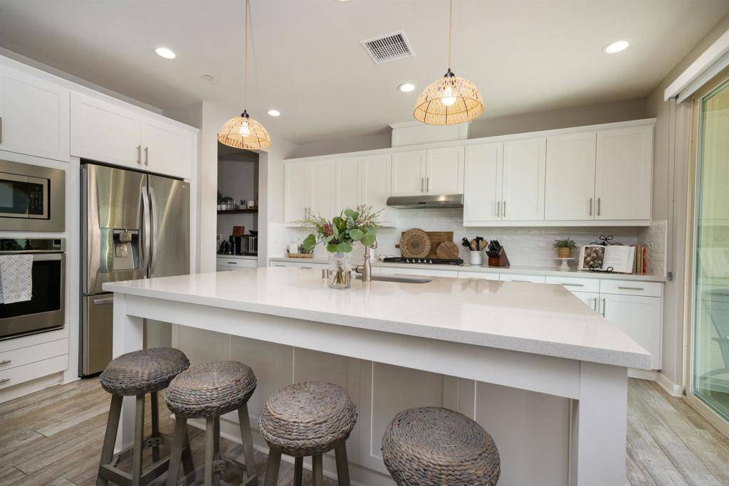 Bonsall, CA 92003,31688 Calle De Las Estrellas
