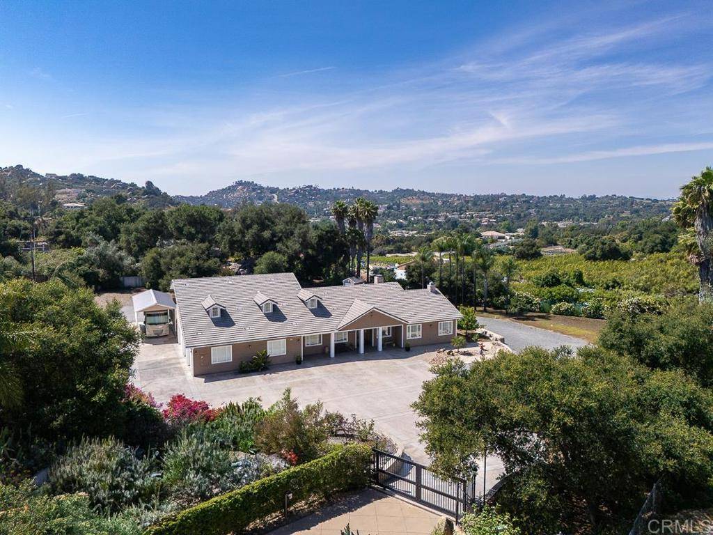 Escondido, CA 92026,10166 Rancho Roble Rd.