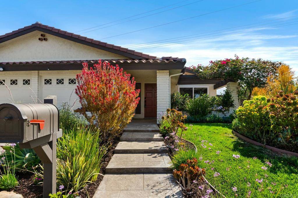 Poway, CA 92064,13837 Tam O Shanter CT