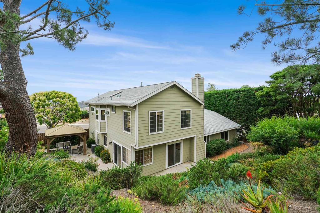 San Marcos, CA 92078,915 Lake Ridge DR