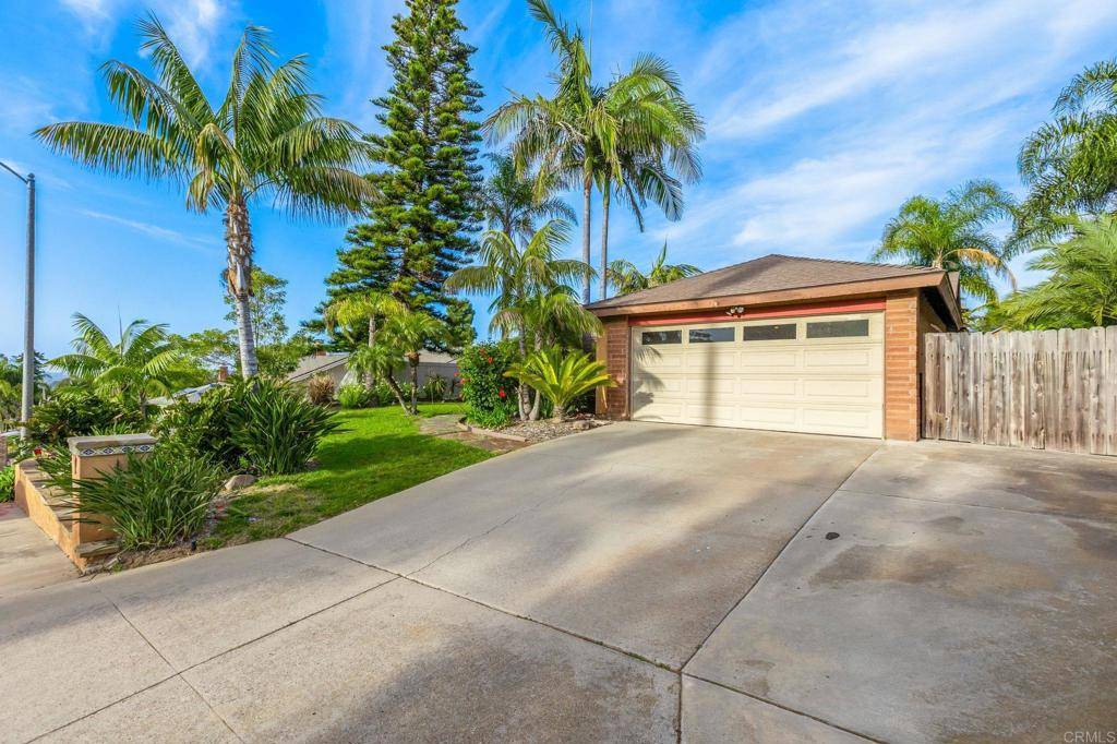 Encinitas, CA 92024,157 Beechtree DR