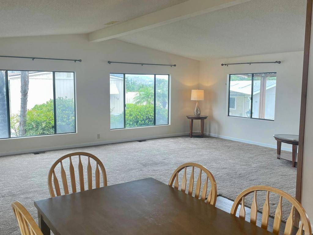 Fallbrook, CA 92028,4650 Dulin RD #136
