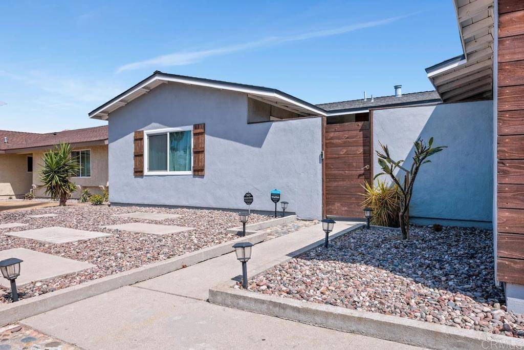 Oceanside, CA 92056,3985 Shenandoah DR
