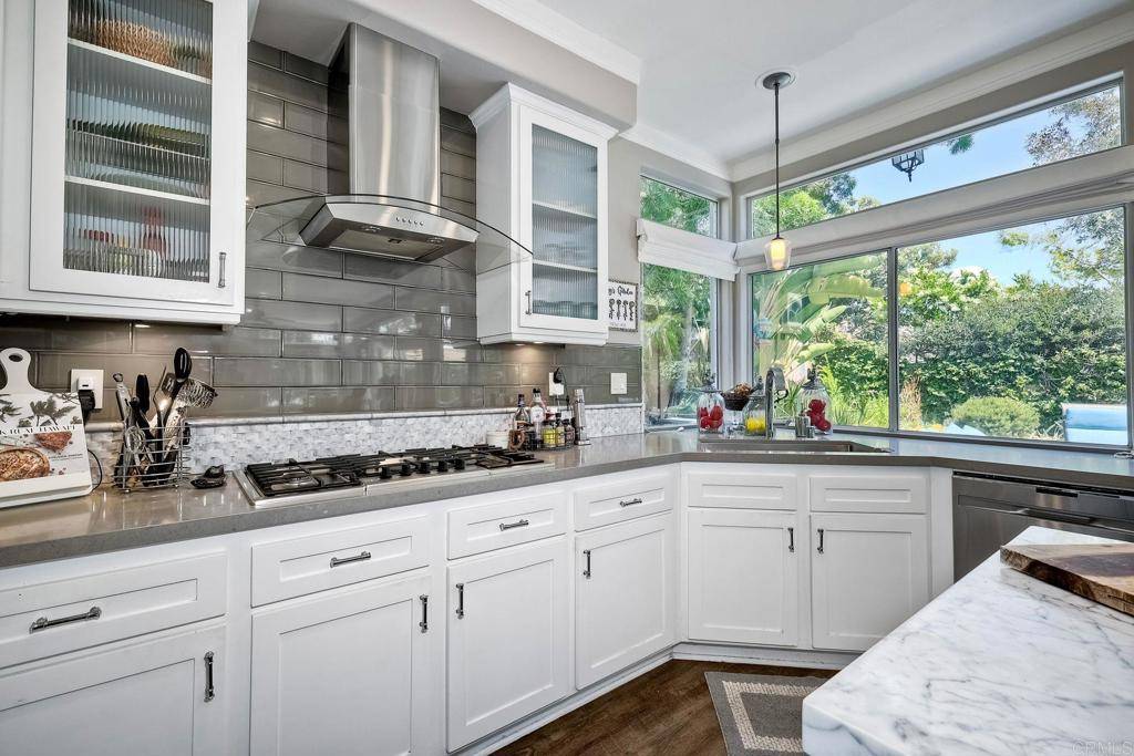 Carlsbad, CA 92011,1709 Blackbird CIR
