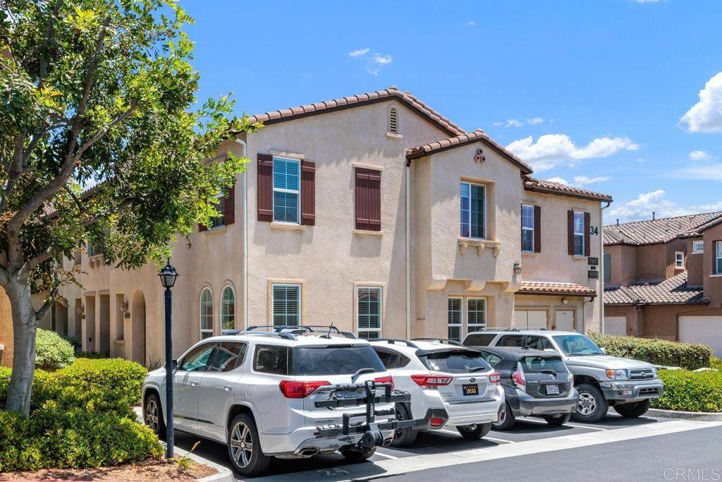 San Diego, CA 92130,13032 Alora