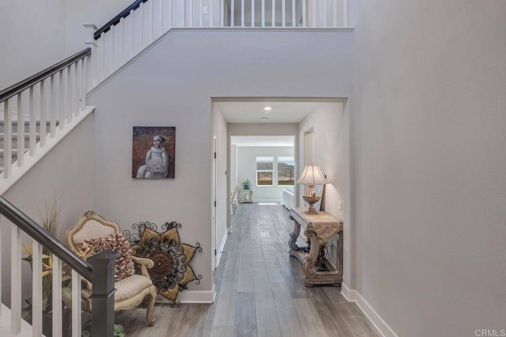 2964 Hayloft PL Escondido, CA 92029