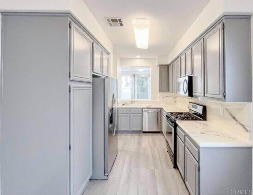 Murrieta, CA 92563,30429 Pelican Bay #D