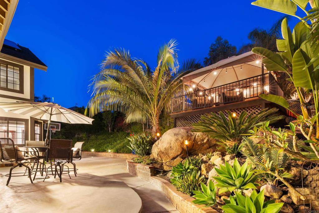Vista, CA 92084,2746 Foothill DR