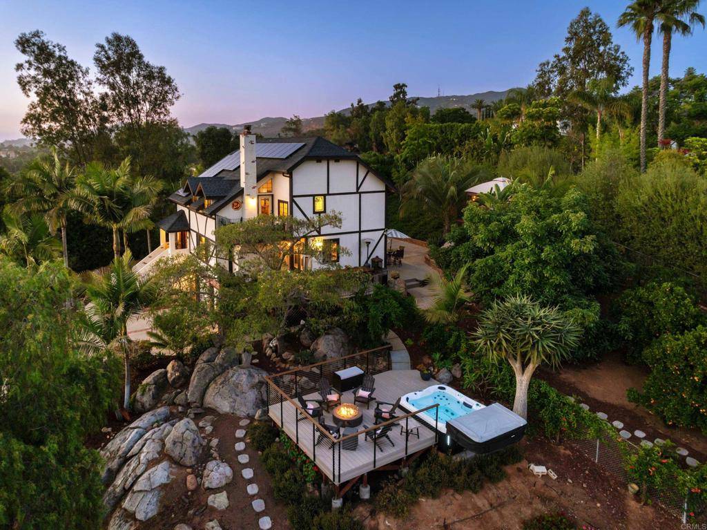 Vista, CA 92084,2746 Foothill DR