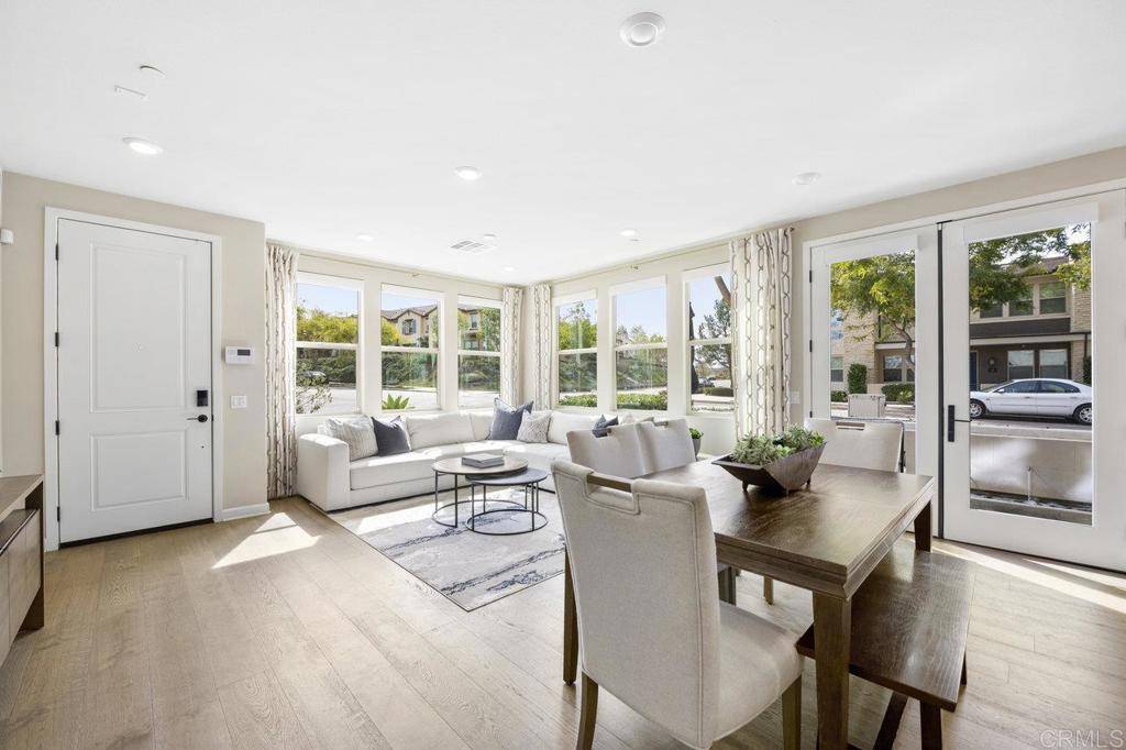 San Diego, CA 92127,16755 Coyote Bush DR #15
