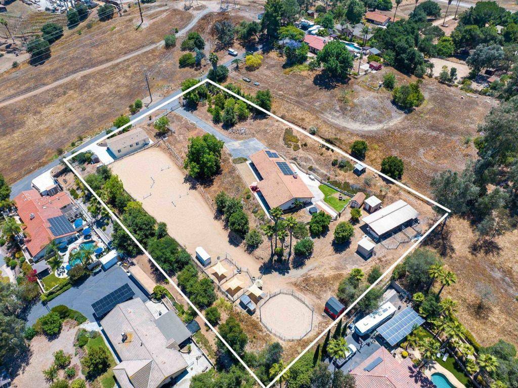 Escondido, CA 92029,2605 Kauana Loa DR