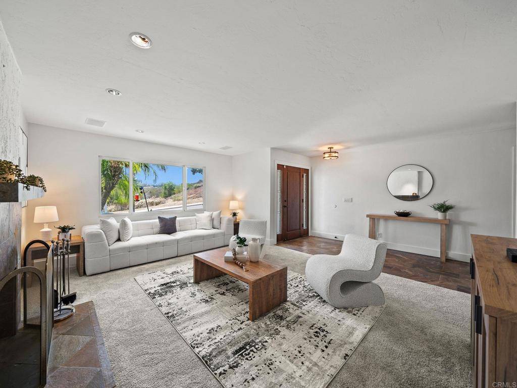 Lakeside, CA 92040,12514 Ridgeton DR