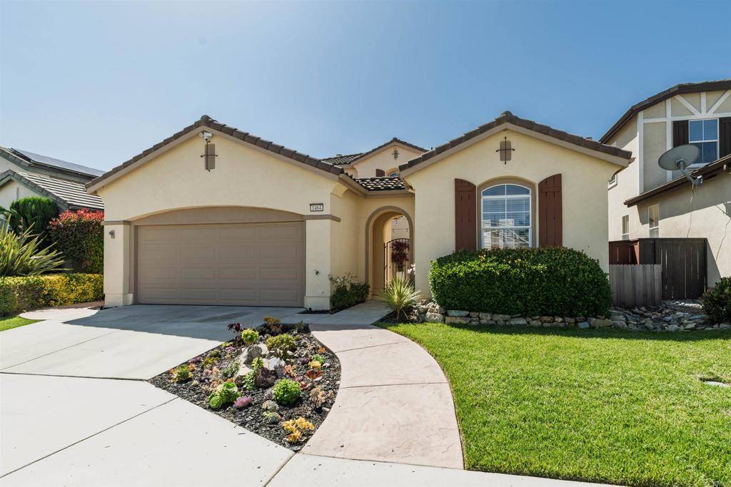 San Marcos, CA 92078,1464 Rivercrest RD