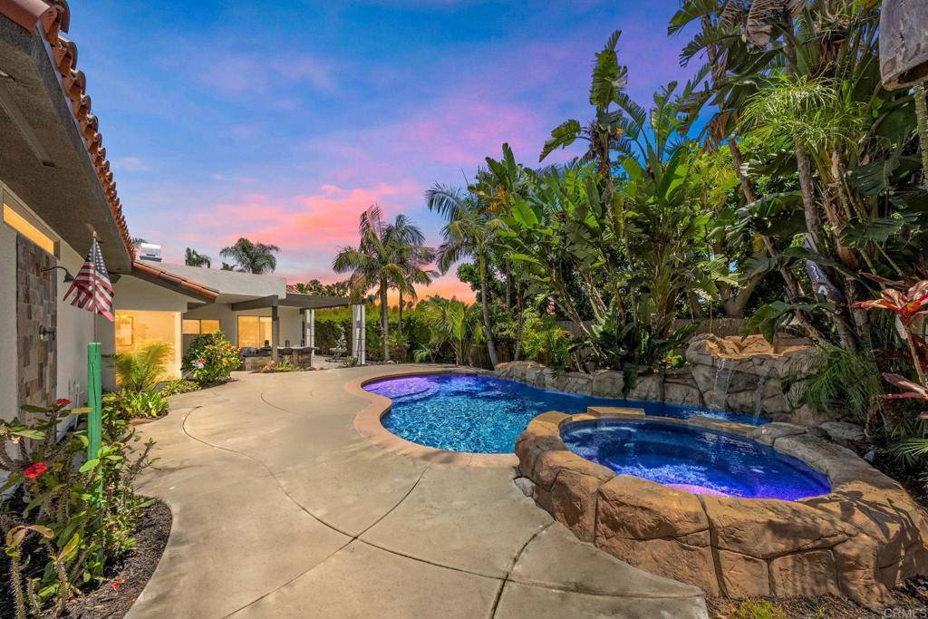 Yorba Linda, CA 92886,6082 Highland AVE