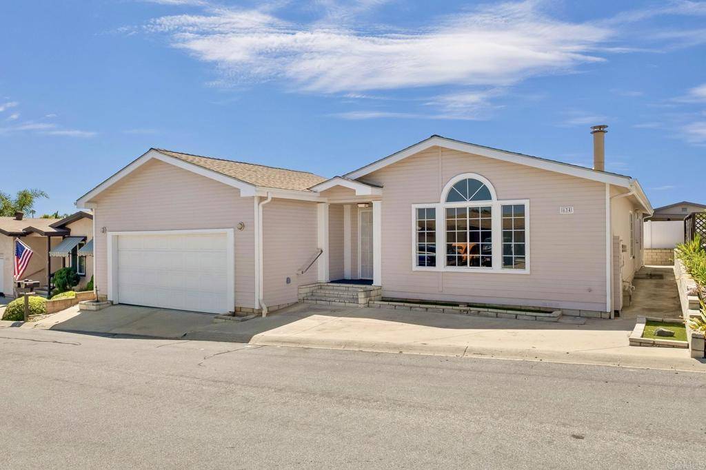 Vista, CA 92081,634 Via Columbia