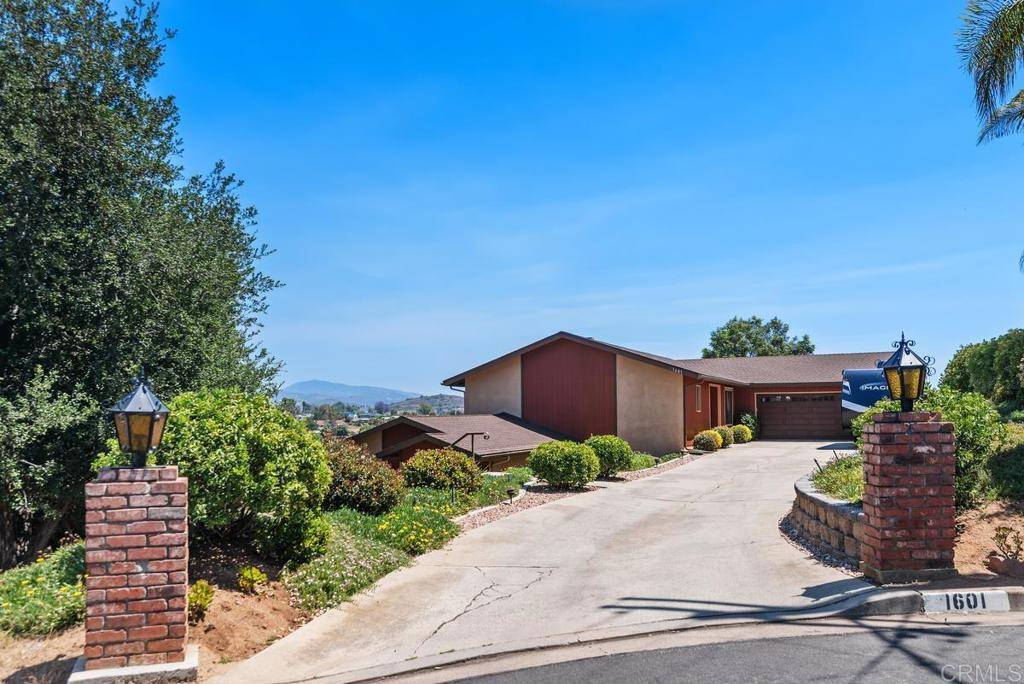 Escondido, CA 92027,1601 Donalor DR