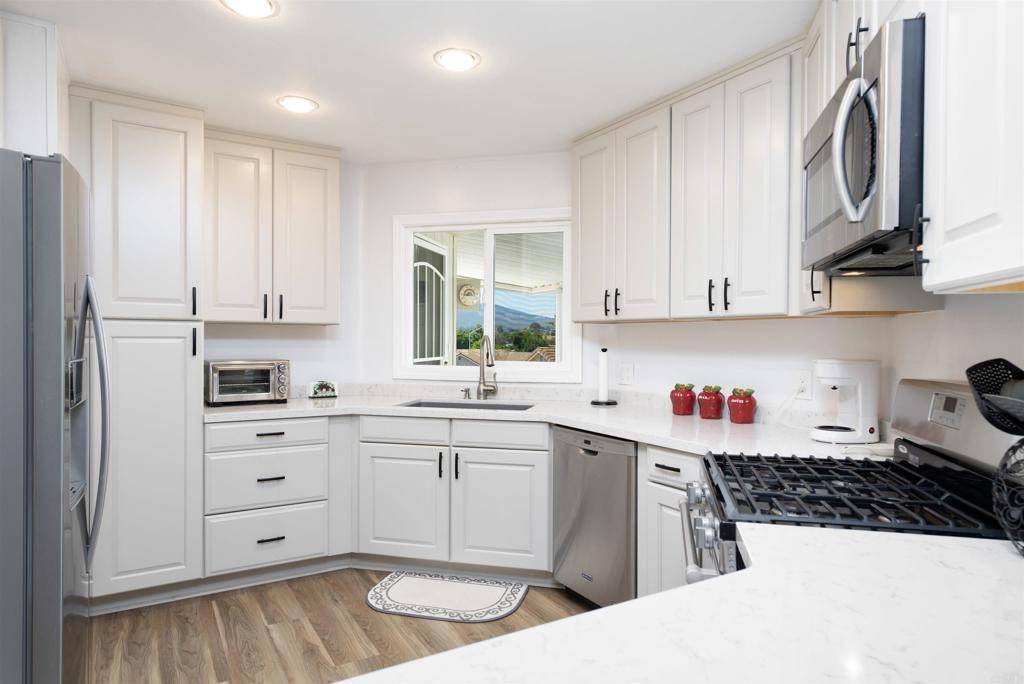 San Marcos, CA 92069,909 Richland #14