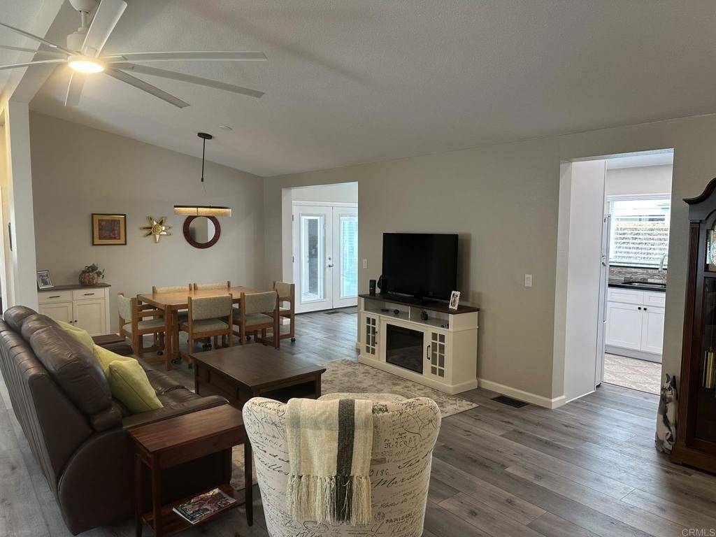 Oceanside, CA 92057,1439 Puritan DR