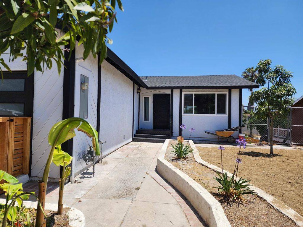 National City, CA 91950,1348 E 6th ST