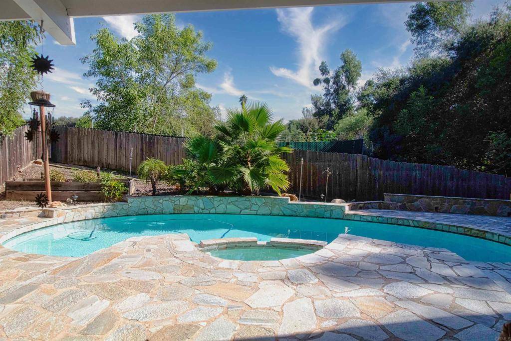 Vista, CA 92084,1210 Dolphin CIR