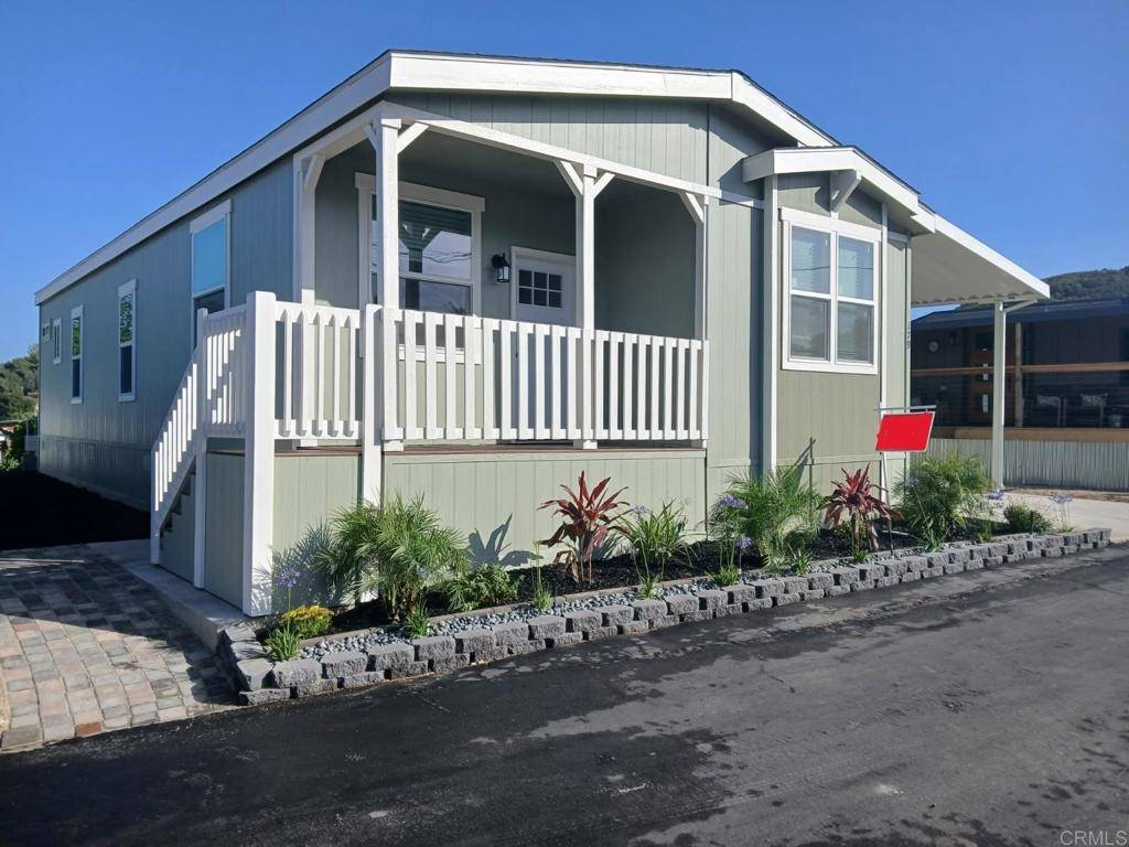 Valley Center, CA 92082,28890 LILAC RD #179