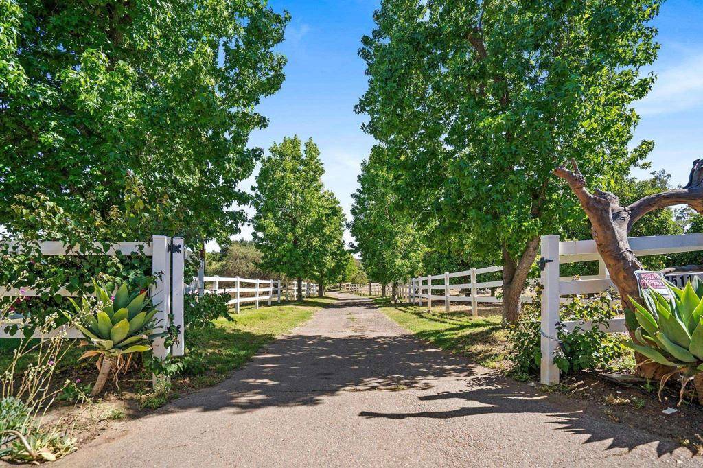 Valley Center, CA 92082,13511 Hilldale RD