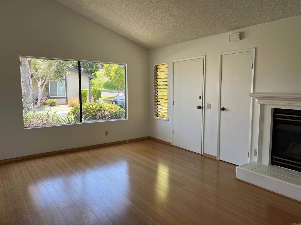 Vista, CA 92084,1404 Lombard Street