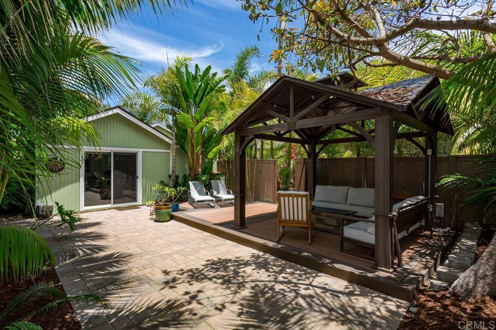 Encinitas, CA 92024,121 CADMUS St.