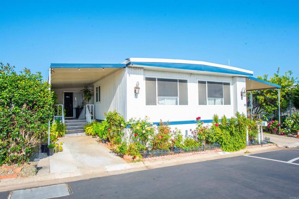 Vista, CA 92084,1010 Bobier Dr E #12