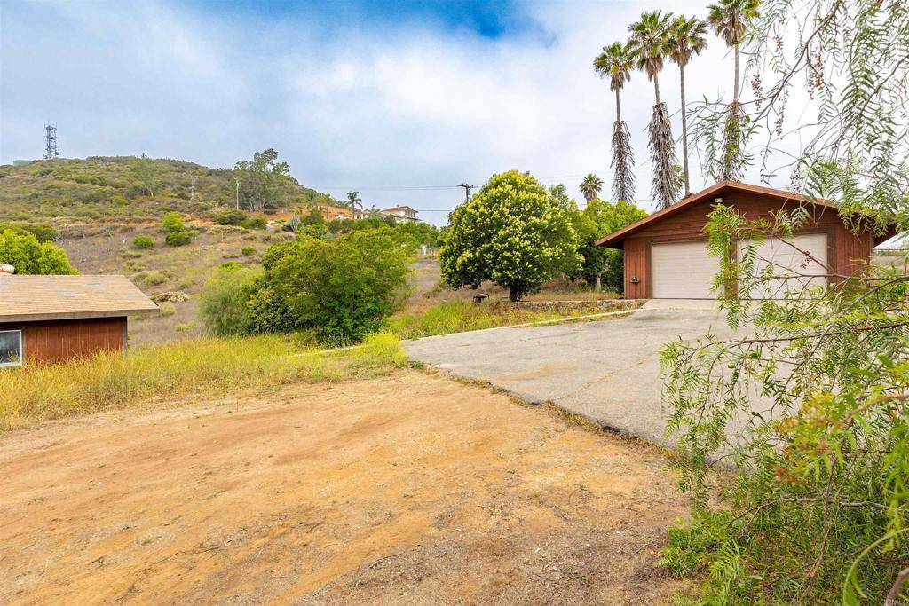 Valley Center, CA 92082,29556 Sierra Rojo LN