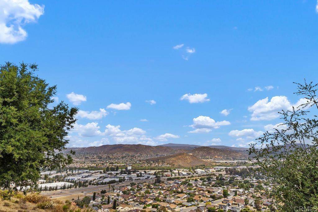 Santee, CA 92071,1605 Calabria ST