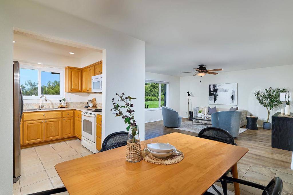 Oceanside, CA 92057,942 Royal Tern Way