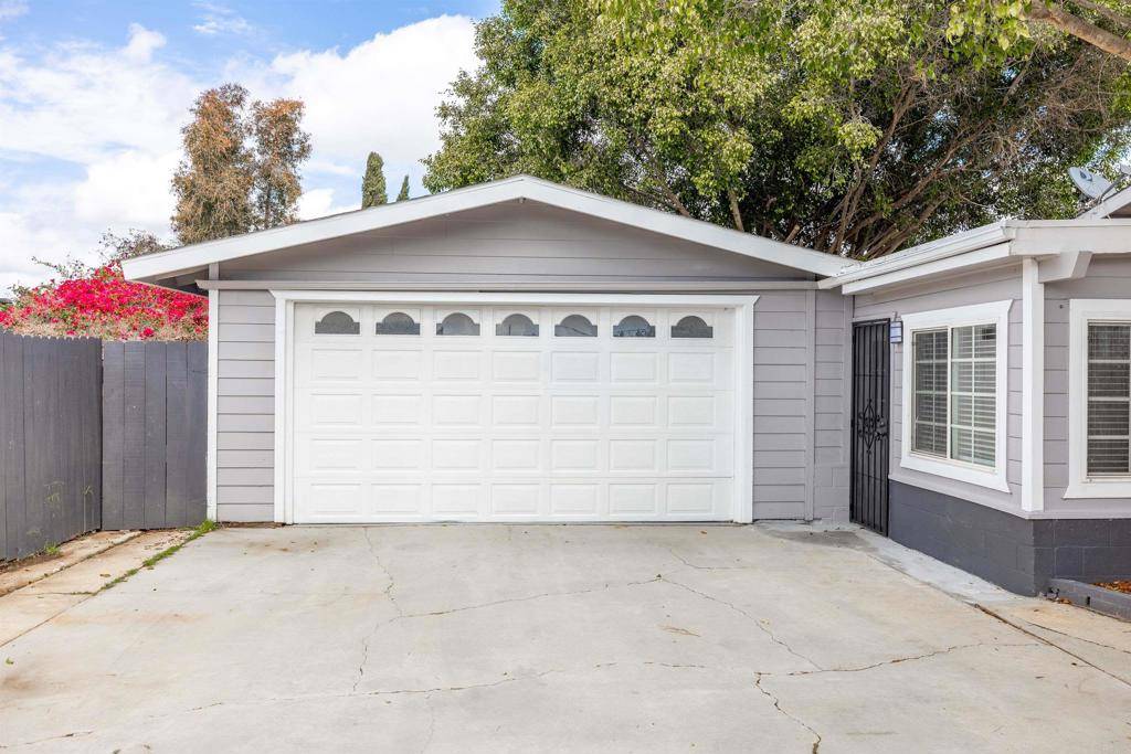 Lemon Grove, CA 91945,3168 Florine Dr