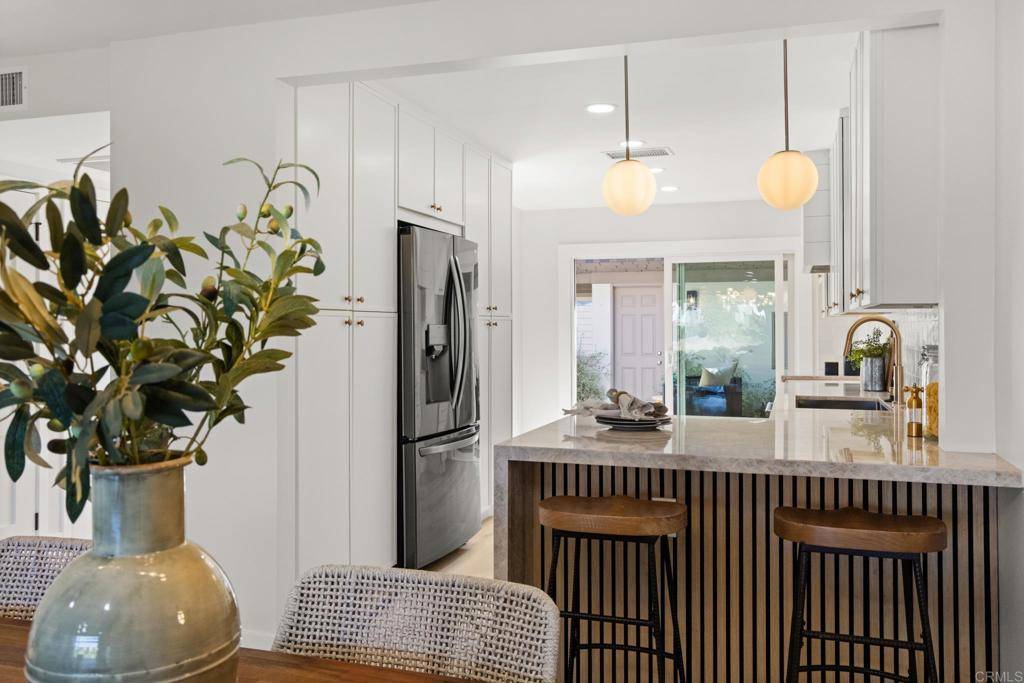 Rancho Santa Fe, CA 92091,131 Via Coronado