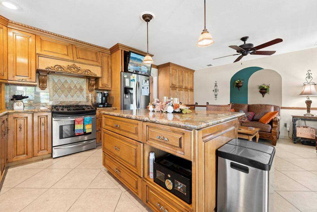 Banning, CA 92220,6106 Spanish Trail