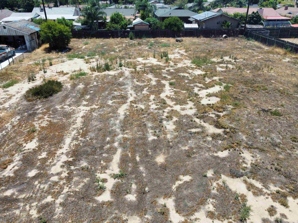 Corona, CA 92879,115 233-012 Byron