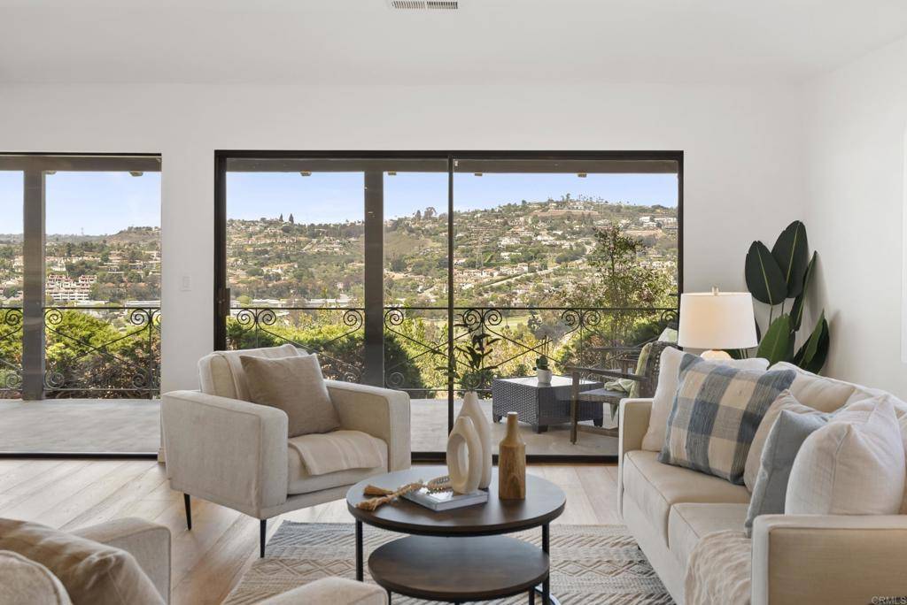 Carlsbad, CA 92009,2454 Torrejon PL