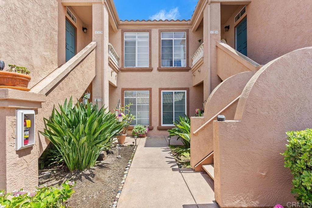 Oceanside, CA 92056,3535 Cameo DR #116